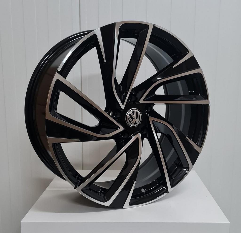 18 19 inch Adelaide-Look velgen VW GOLF PASSAT Audi, Auto-onderdelen, Banden en Velgen, 19 inch, Velg(en), Nieuw, Personenwagen