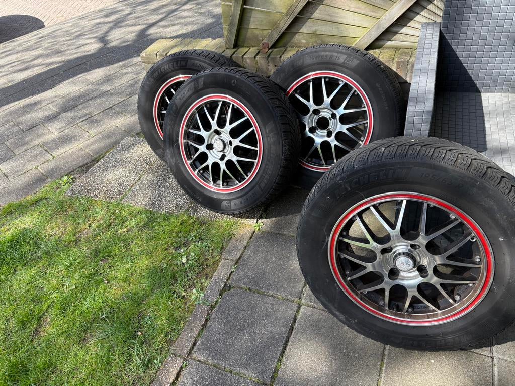 4 velgen 15” inch 195/65r15 michelin, 15 inch, Ophalen of Verzenden, 195 mm, Zomerbanden