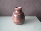 St.Joris Beesel Handmade bruine vaas ca. 14 cm. hoog., Ophalen of Verzenden