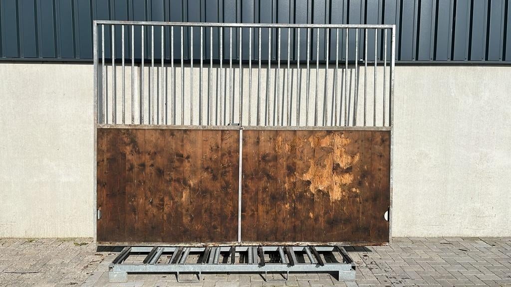 Tussenwand | 2950 x 2200 mm. | Gebruikt, Dieren en Toebehoren, Stalling en Weidegang, Opfok, Stalling, Weidegang, Toebehoren, 4 paarden of pony's of meer