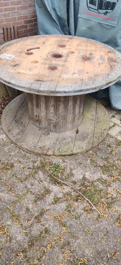 Kabelhaspel. Tuintafel, Tuin en Terras, Tuintafels, Ophalen
