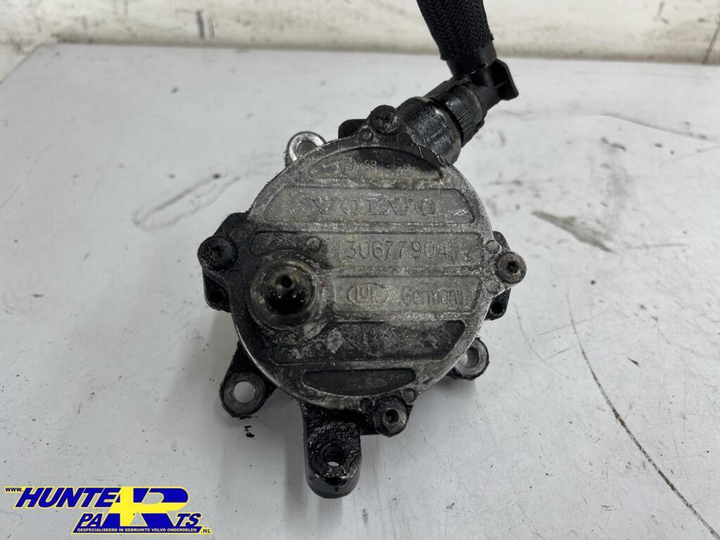 Vacuumpomp Volvo V70/S60/XC90/S80 2.4D ('00-'08) 30677904, Gebruikt, Ophalen of Verzenden, Volvo, Volvo