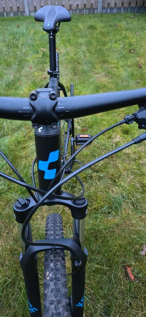 Cube Aim Pro Black/Blue - Zo goed als nieuw!, Fietsen en Brommers, Fietsen | Mountainbikes en ATB, Zo goed als nieuw, Heren, Overige merken