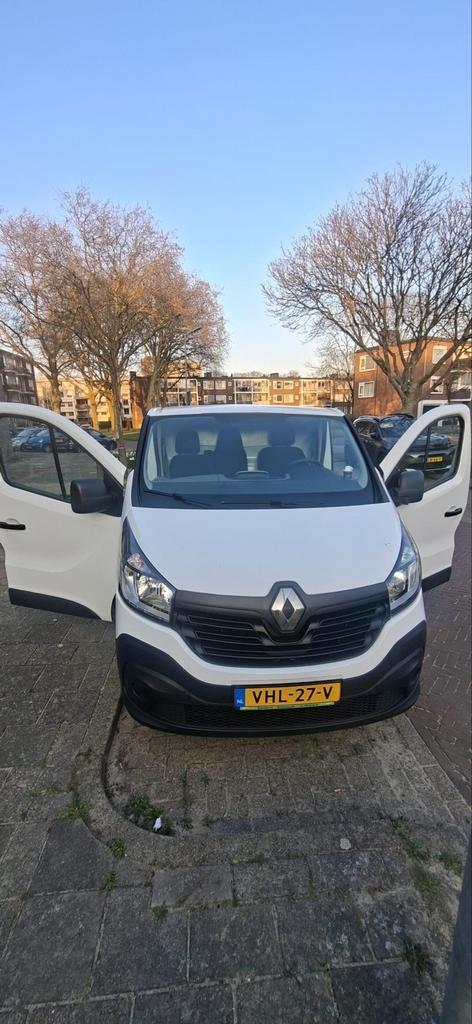 Renault Trafic 2018 Wit comfort energie, Auto's, Bestelauto's, Particulier, ABS, Airbags, Airconditioning, Bluetooth, Boordcomputer