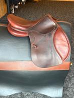 CWD Springzadel te koop 17.5 bruin, Dieren en Toebehoren, Paarden en Pony's | Hoofdstellen en Tuigage, Ophalen of Verzenden, Springen