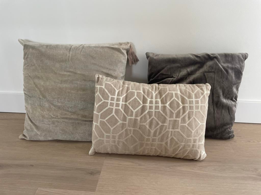 Setje prachtige kussens, Huis en Inrichting, Ophalen of Verzenden, Zo goed als nieuw, Beige, Rechthoekig