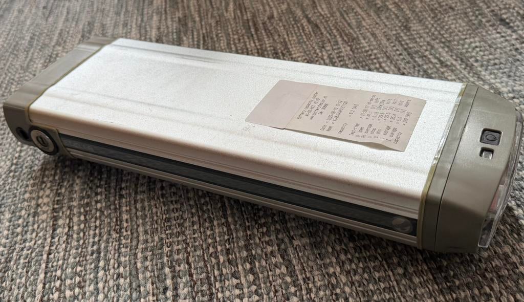 Stella accu type 2 300wh inch testrapport, Fietsen en Brommers, Ophalen of Verzenden, Zo goed als nieuw