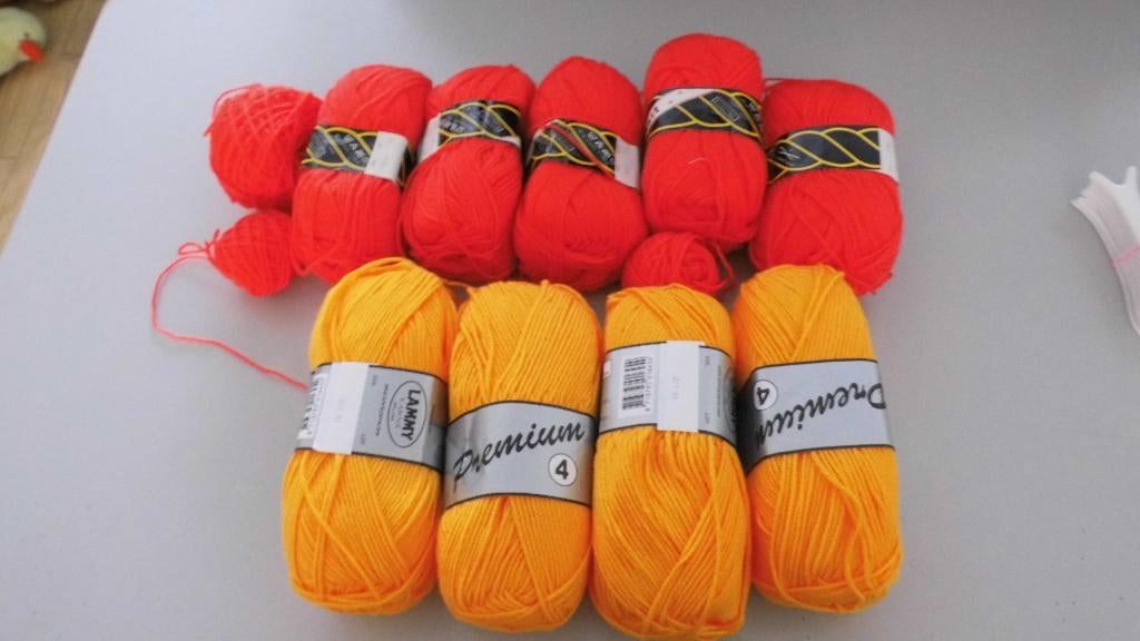breiwol/katoen/5rood/4geel.+aantal van alles, Hobby en Vrije tijd, Breien en Haken, Ophalen, Nieuw, Breien, Wol of Garen