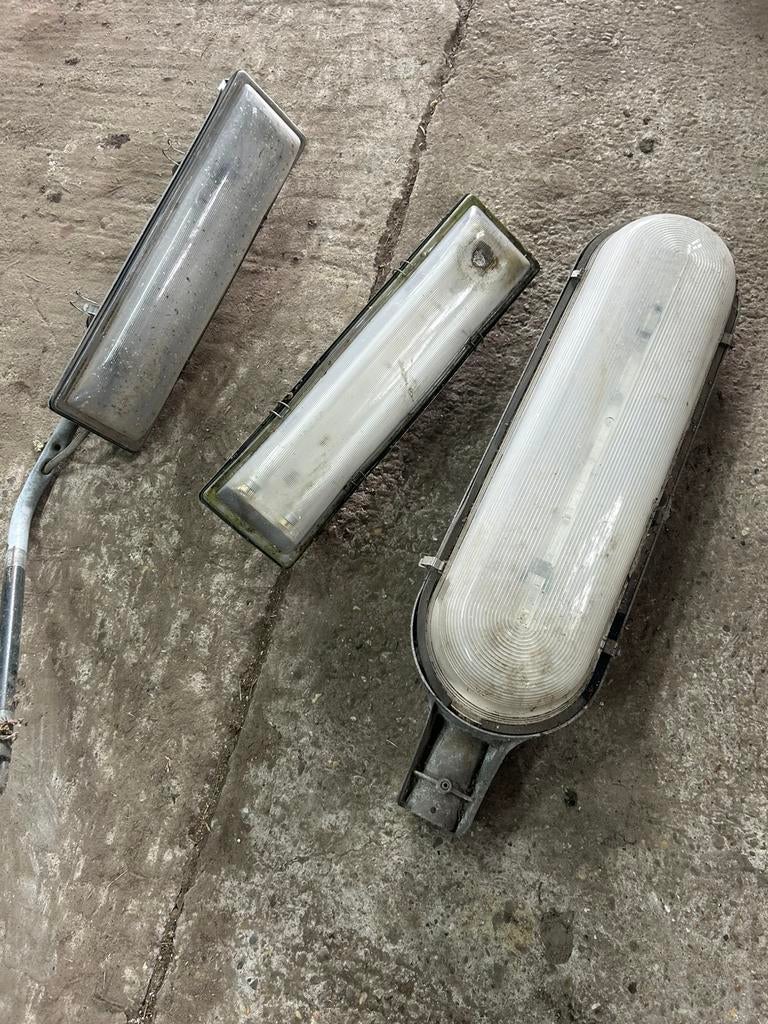 Lantaarnpaal lampen halogeen, Ophalen, Gebruikt, Overige typen, Netvoeding