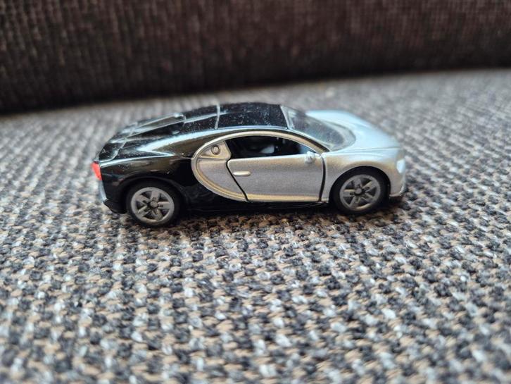 Siku Bugatti Chiron Zwart Zilver Modelauto, Hobby en Vrije tijd, Modelauto's | Overige schalen, Gebruikt, Auto, Ophalen of Verzenden
