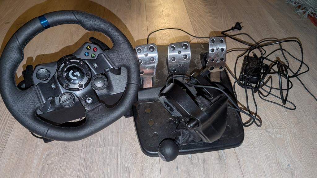 Logitech G920 racestuur met pedalen en schakelpook, Ophalen of Verzenden, Zo goed als nieuw