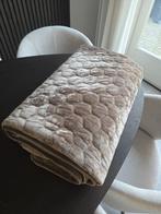 Nieuw, ongebruikt Unique Living bedsprei - kleur taupe, Overige kleuren, Overige typen, Ophalen of Verzenden, Nieuw