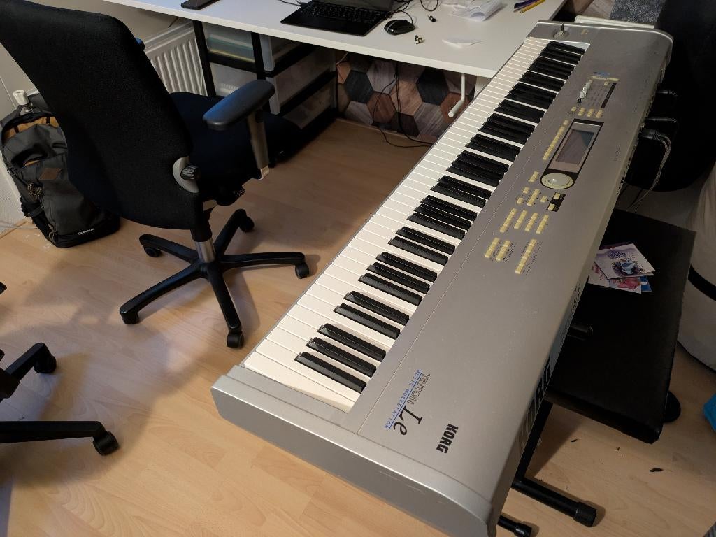 Korg triton le 88, Muziek en Instrumenten, Ophalen, Gebruikt, 88 toetsen, Korg
