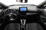 Toyota Yaris Cross 1.5 Hybrid First Edition (Automaat), Auto's, Automaat, 12 maanden, Stof, Gebruikt