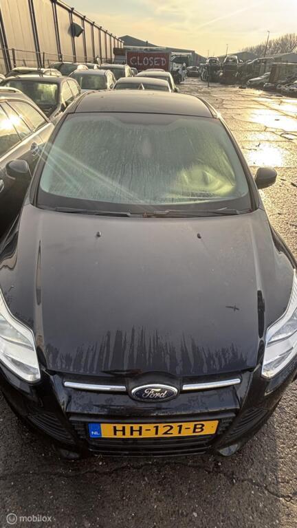 Motorkap zwart Ford Focus III ('11-'18), Ophalen, Gebruikt, Ford, Ford