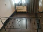Metalen tweepersoons bed met accessoires, Huis en Inrichting, Slaapkamer | Bedden, Ophalen, Zwart, Tweepersoons, 140 cm