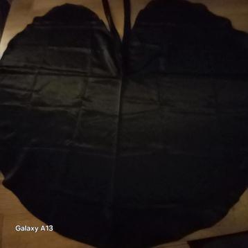 Nieuwe kappersmantel - 85cm doorsnee beschikbaar voor biedingen