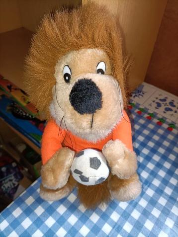 Voetbal oranje leeuw knuffel vintage Dinotoys 23 cm  beschikbaar voor biedingen