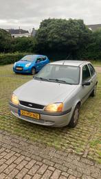 Ford Fiësta 1.3 I 3DR 2001 Grijs, Auto's, Voorwielaandrijving, 1299 cc, 4 cilinders, Handgeschakeld