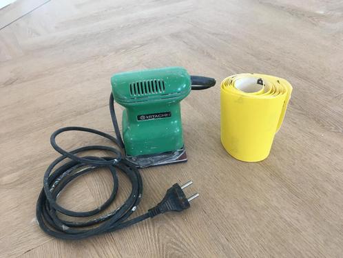 Hitachi vlakschuurmachine, Doe-het-zelf en Verbouw, Gereedschap | Schuurmachines, Gebruikt, Vlakschuurmachine, Minder dan 600 watt