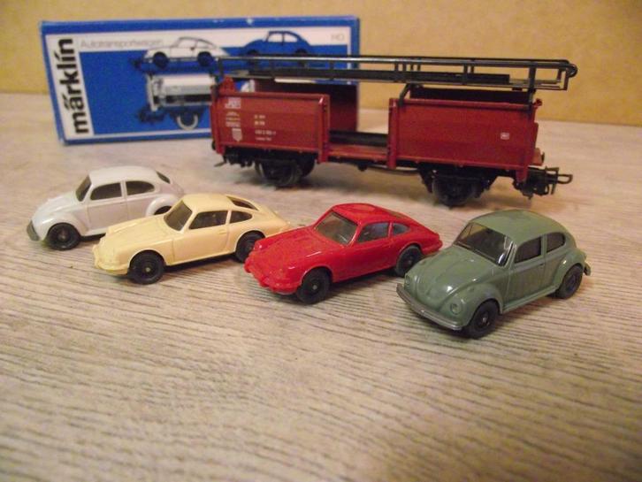 Marklin treinwagon auto wagon met VW kever en porsche, Hobby en Vrije tijd, Modeltreinen | H0, Zo goed als nieuw, Wagon, Wisselstroom
