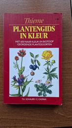 Thieme plantengids in kleur, Boeken, Ophalen of Verzenden, Gelezen, Bloemen, Planten en Bomen