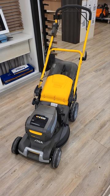 Stiga accu maaier 950 SQ AE inclusief accu's en lader showro beschikbaar voor biedingen