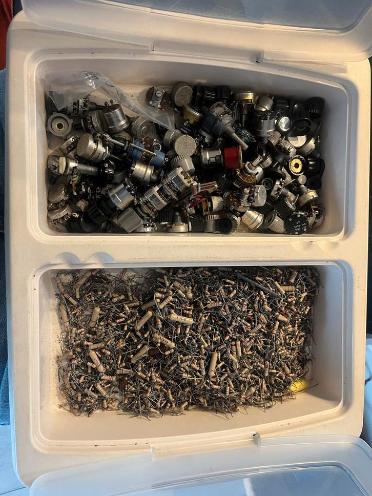Potentiometers & Weerstanden, Hobby en Vrije tijd, Elektronica-componenten, Gebruikt, Ophalen of Verzenden