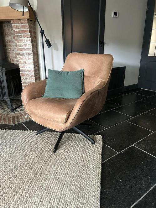 Geschuurd lederen fauteuil ( draaistoel), Huis en Inrichting, Fauteuils, Zo goed als nieuw, 50 tot 75 cm, 75 tot 100 cm, Ophalen