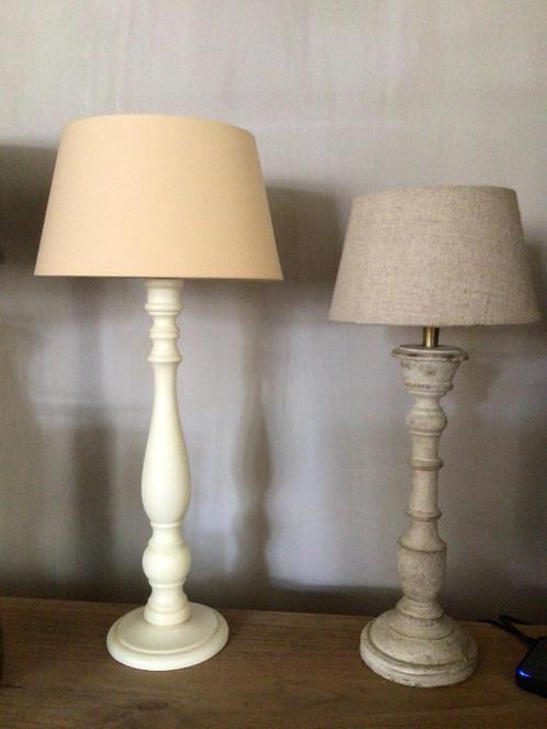 Houten baluster lampen, Huis en Inrichting, Lampen | Tafellampen, Zo goed als nieuw, 50 tot 75 cm, Hout, Stof, Ophalen
