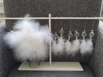 kerstversiering met veertjes beschikbaar voor biedingen