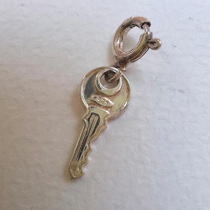 Zinzi bedel sleutel zilver hanger armband zilveren ketting, Sieraden, Tassen en Uiterlijk, Bedels, Nieuw, Overige merken, Zilver