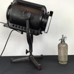 Grote 1950s ADB theaterspot op voet (72 cm H !!) - werkend !, Antiek en Kunst, Antiek | Lampen, Ophalen
