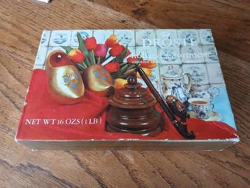 Zeer oude Droste Bonbondoos,(adv.nr.298) beschikbaar voor biedingen