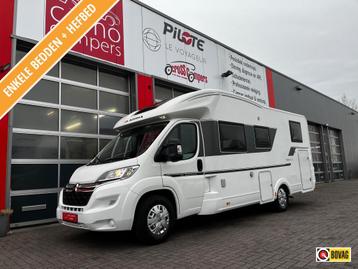 Adria Matrix 670SL, 5-Persoons Half-Integraal camper! beschikbaar voor biedingen