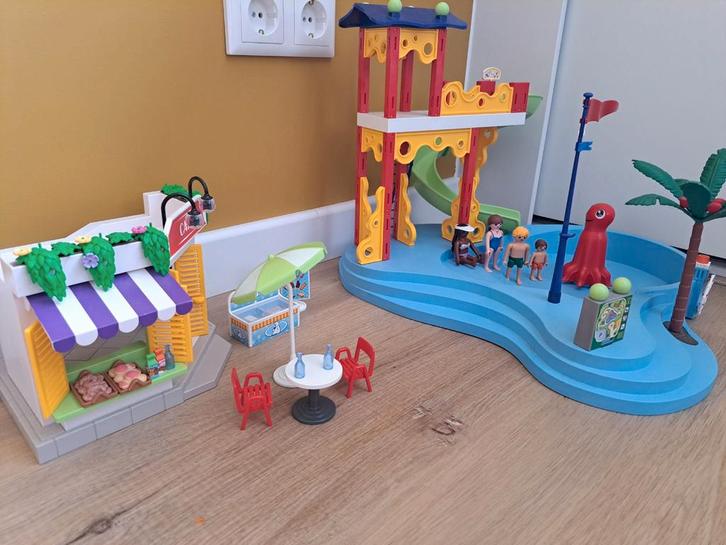 PLAYMOBIL Family Fun Waterpark 70115, Kinderen en Baby's, Speelgoed | Playmobil, Zo goed als nieuw, Complete set, Ophalen of Verzenden
