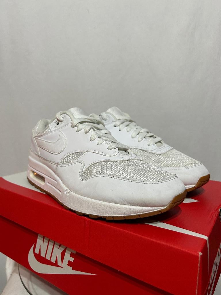 ALS NIEUW! Maat 42 - Nike Air Max 1 White Gum, Kleding | Heren, Schoenen, Verzenden, Wit, Nike, Nike