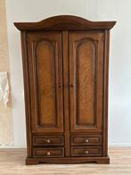 Houten kast, Ophalen