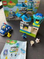 Duplo 10959  politiebureau en helikopter, Ophalen of Verzenden, Zo goed als nieuw, Complete set, Duplo