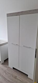 Complete babykamer (kast, commode, wandplank en ledikant), Ophalen, Gebruikt, 50 tot 70 cm, 105 cm of meer