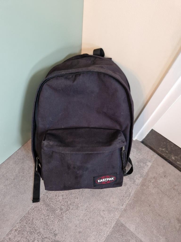 Eastpak rugzak 27 liter met laptopvak, Sieraden, Tassen en Uiterlijk, Tassen | Rugtassen, Ophalen of Verzenden, Zo goed als nieuw