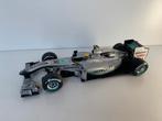 Mercedes MGP W01 2010 1:18 Nico Rosberg [Geen doos], Hobby en Vrije tijd, Modelauto's | 1:18, Ophalen of Verzenden, Zo goed als nieuw