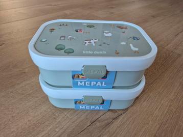 2 lunchboxen van Mepal beschikbaar voor biedingen