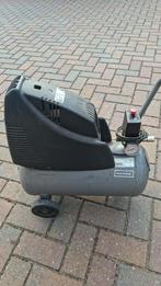 compressor 24 liter, Doe-het-zelf en Verbouw, Compressors, Ophalen, Gebruikt, 6 tot 10 bar, Minder dan 200 liter/min