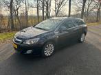 Opel Astra 1.4 Turbo 88KW ST 2011 Zwart, Voorwielaandrijving, 65 €/maand, 4 cilinders, 1337 kg