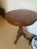 Vintage houten bijzettafel met inleg, Ophalen, Rechthoekig, Hout, Minder dan 55 cm