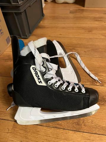 IJshockeyschaatsen Maat 43 - Zo goed als nieuw! beschikbaar voor biedingen