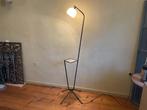 Vintage Vloerlamp met tafeltje Schemerlamp Staande Lamp FR, Antiek en Kunst, Antiek | Lampen, Ophalen
