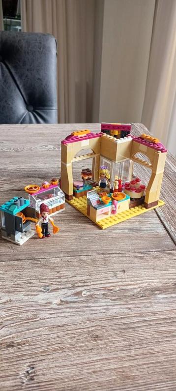 Lego Friends bakkerij beschikbaar voor biedingen