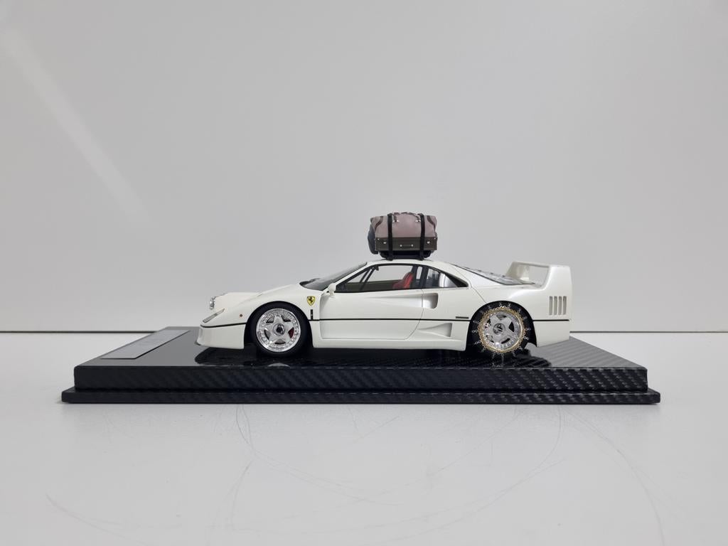 Vip Models
Ferrari F40 Snow Editie 1/50 1:18 Nieuw, Hobby en Vrije tijd, Modelauto's | 1:18, Nieuw, Auto, Ophalen of Verzenden